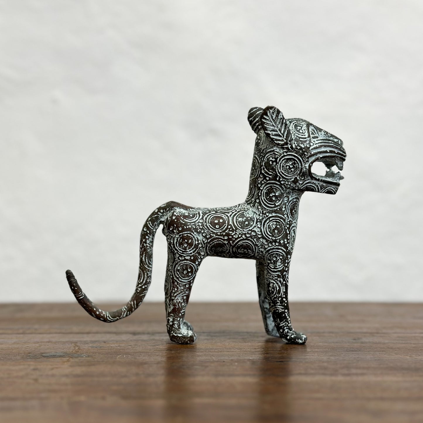 Benin-Bronze-Leopard-Sculpture-Figure-Africa-African