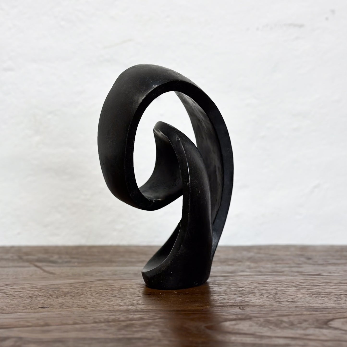 Wave of Light by P. Makanyi | Springstone Sculpture - Zimbabwe