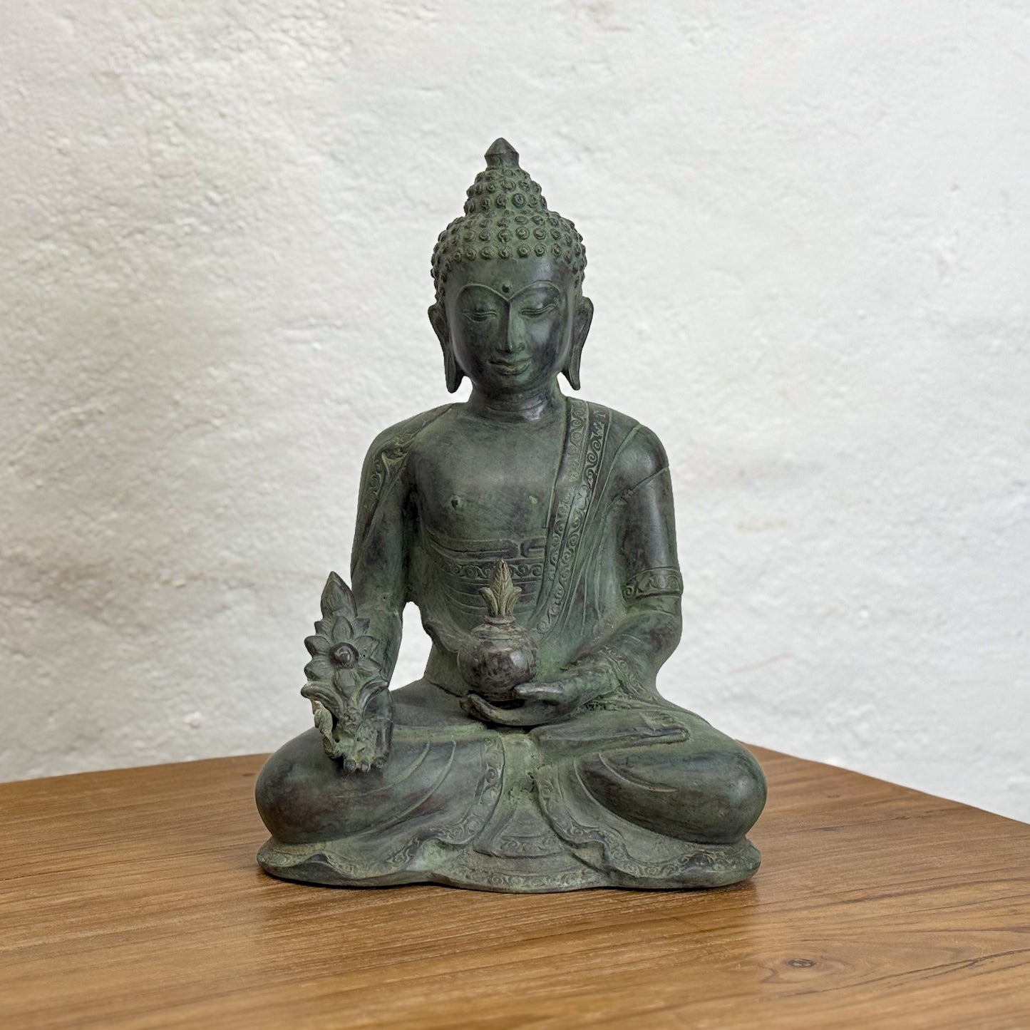 Bronze Sitting Thai Buddha