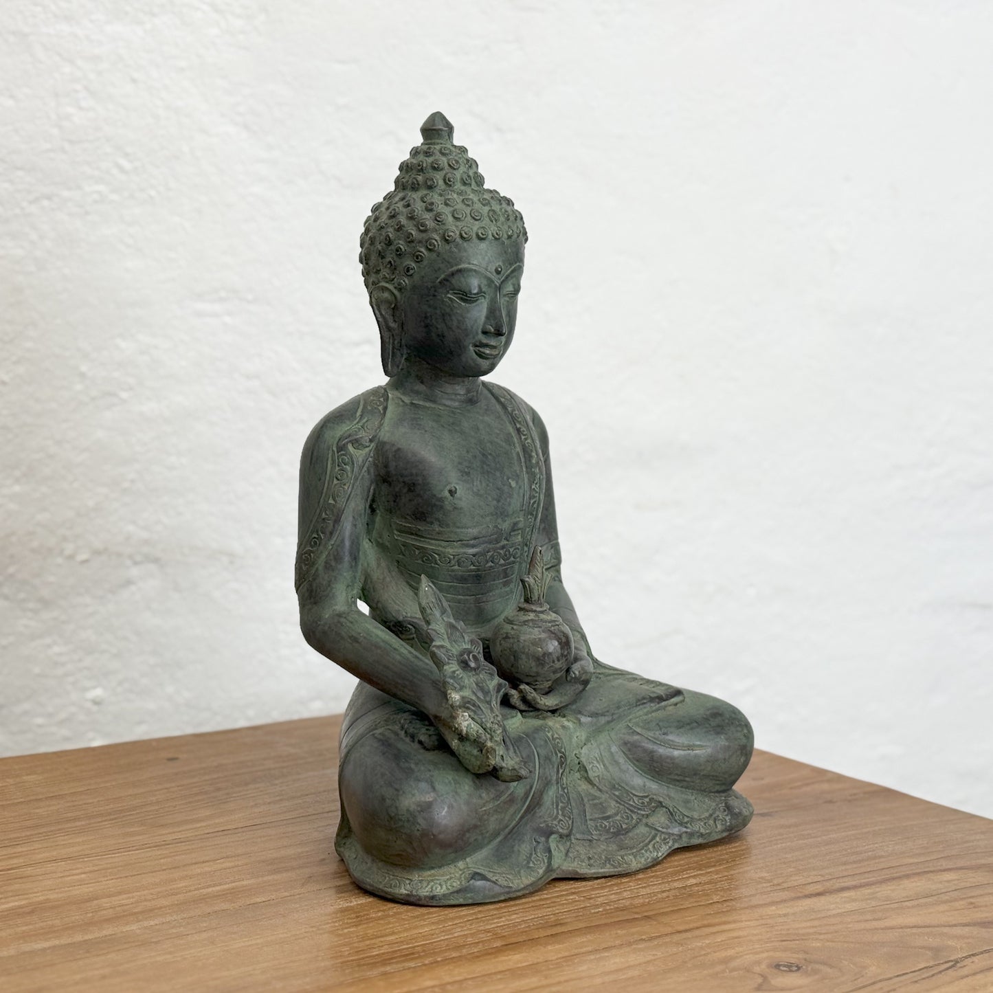 Bronze Sitting Thai Buddha