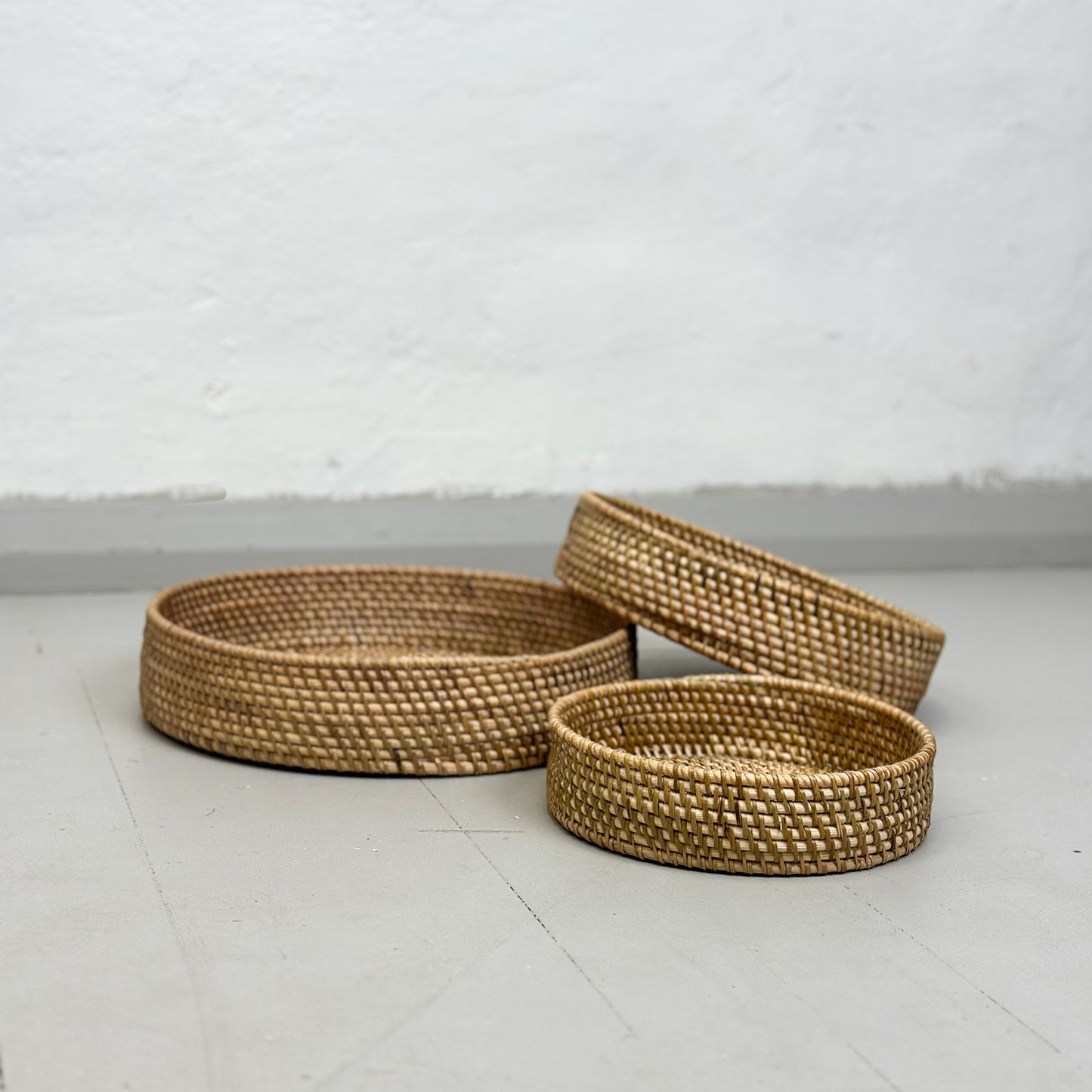 Simple Round Rattan Tray