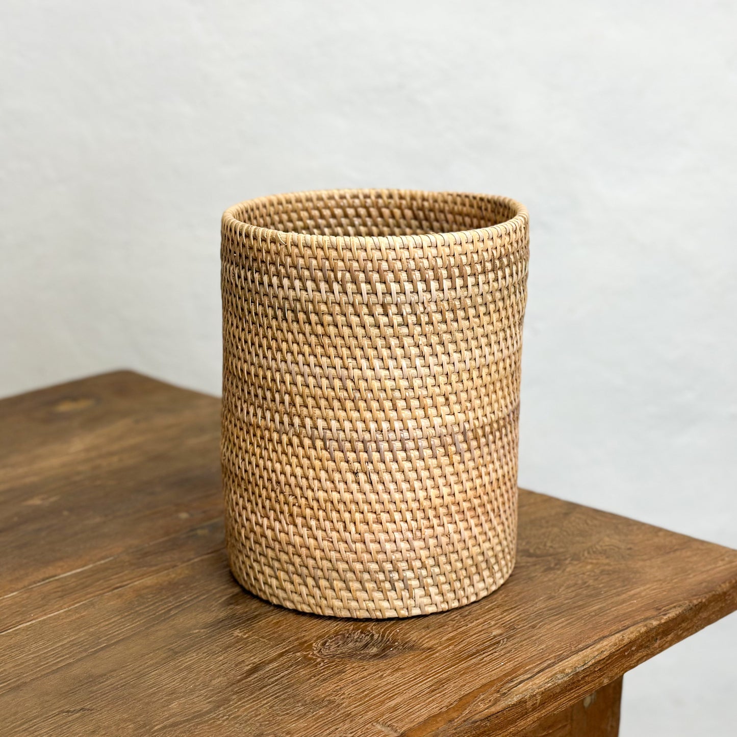 Simple Rattan Waste Paper Basket