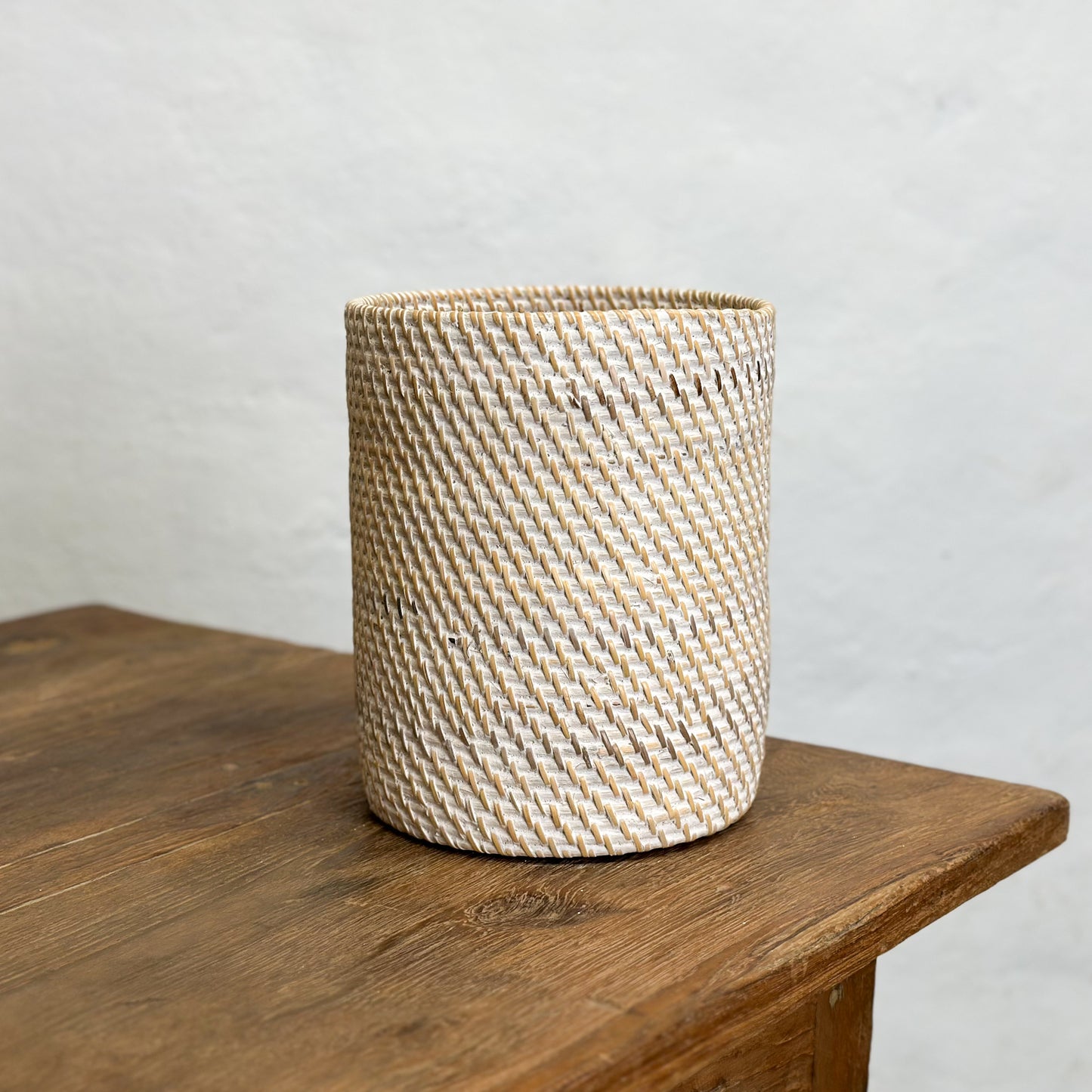 Simple Rattan Waste Paper Basket