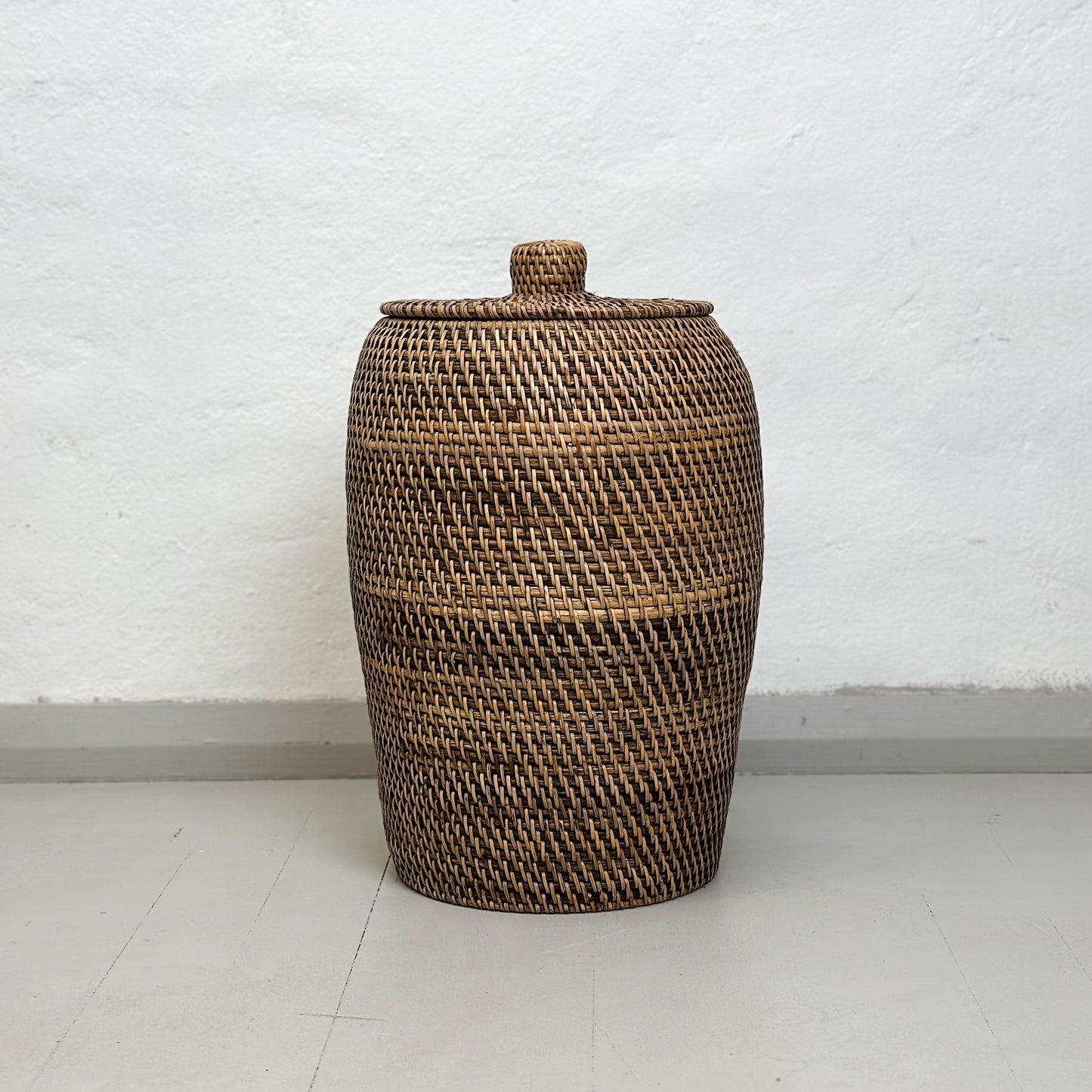 Egg Form Rattan Basket with Lid