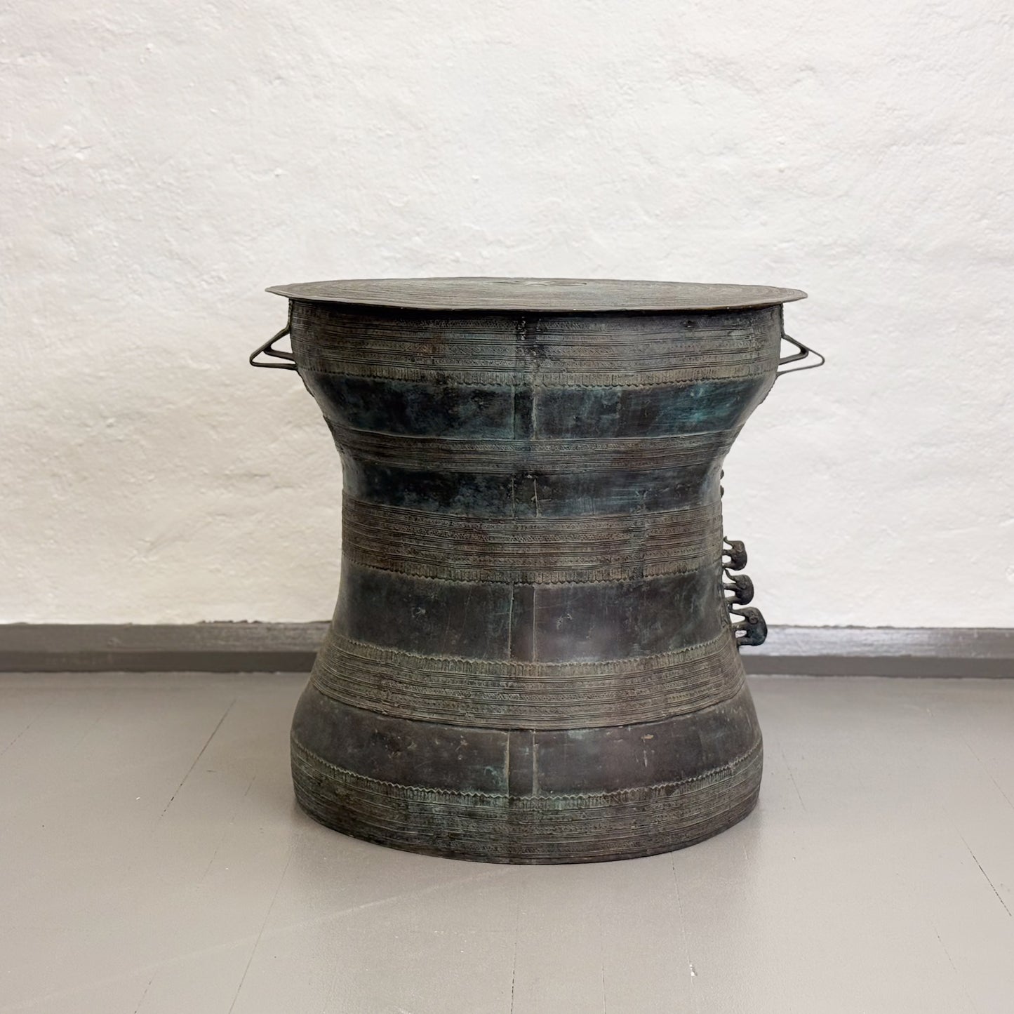 Large Bronze Raindrum