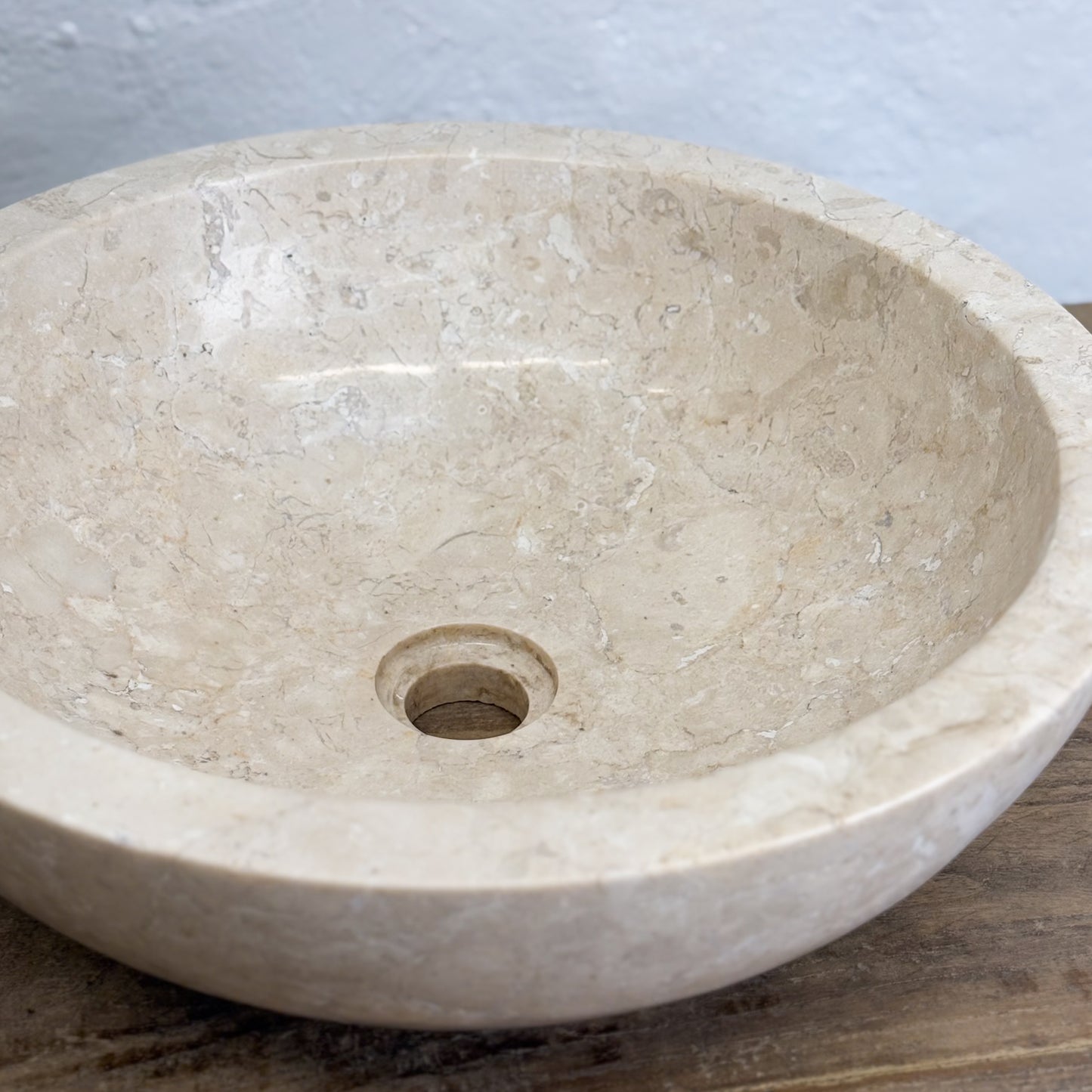 Round Onyx Basin I