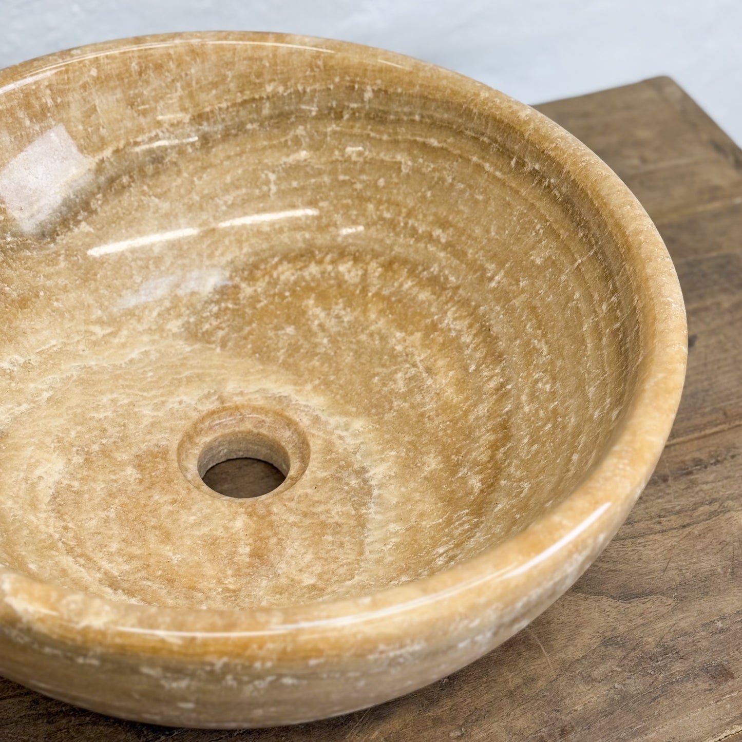 Round Onyx Basin XII