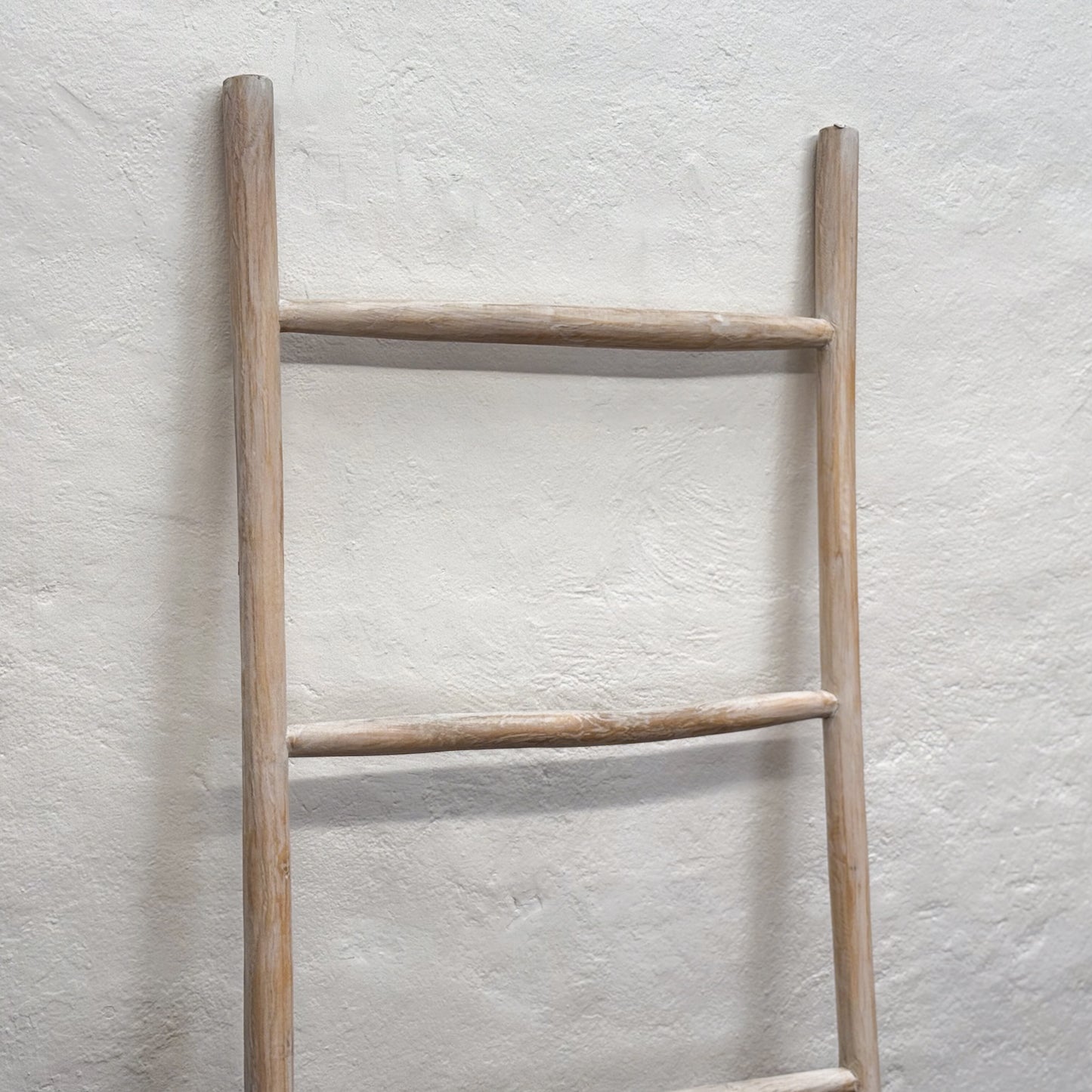 Suar Wood Ladder