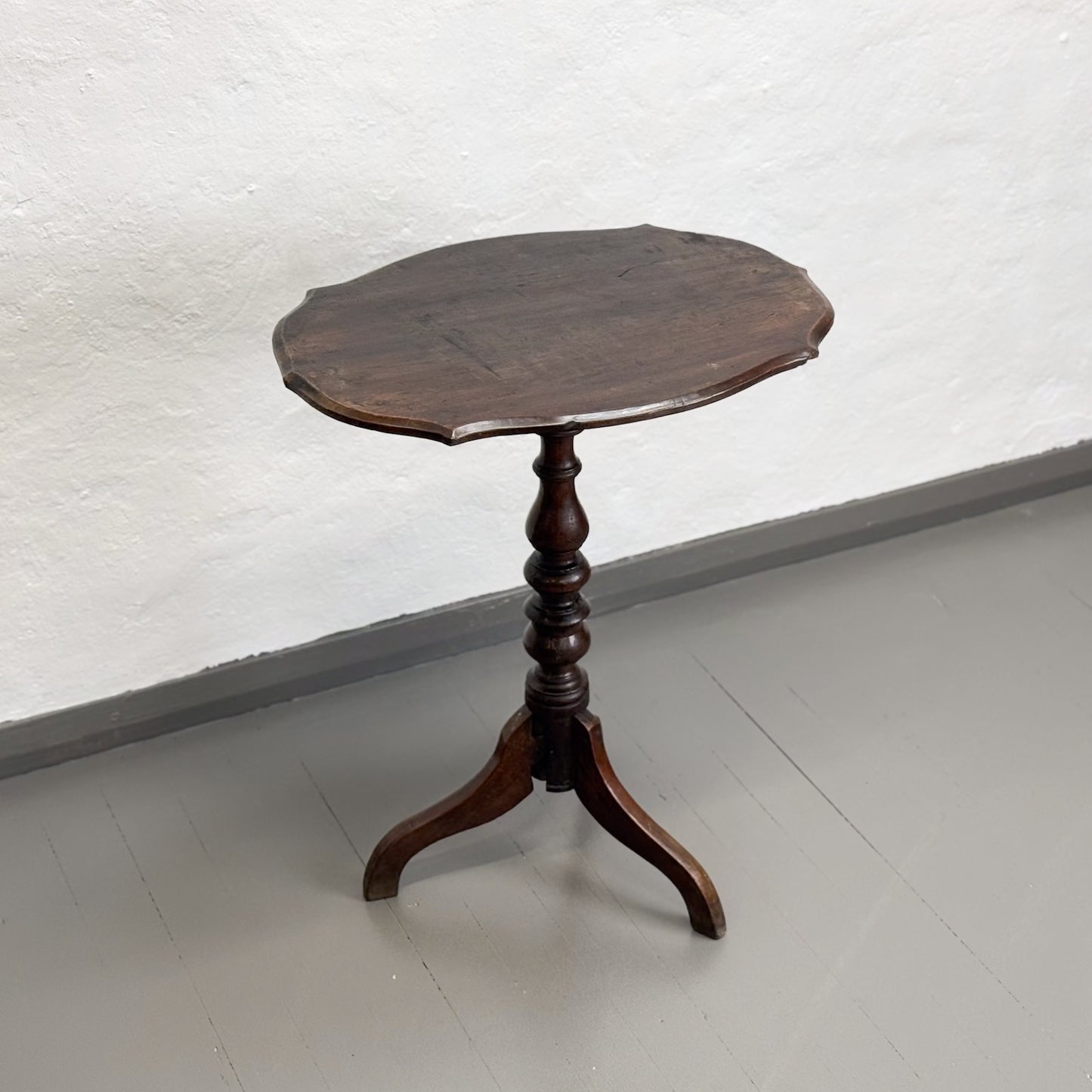 Oval Pedestal Table I