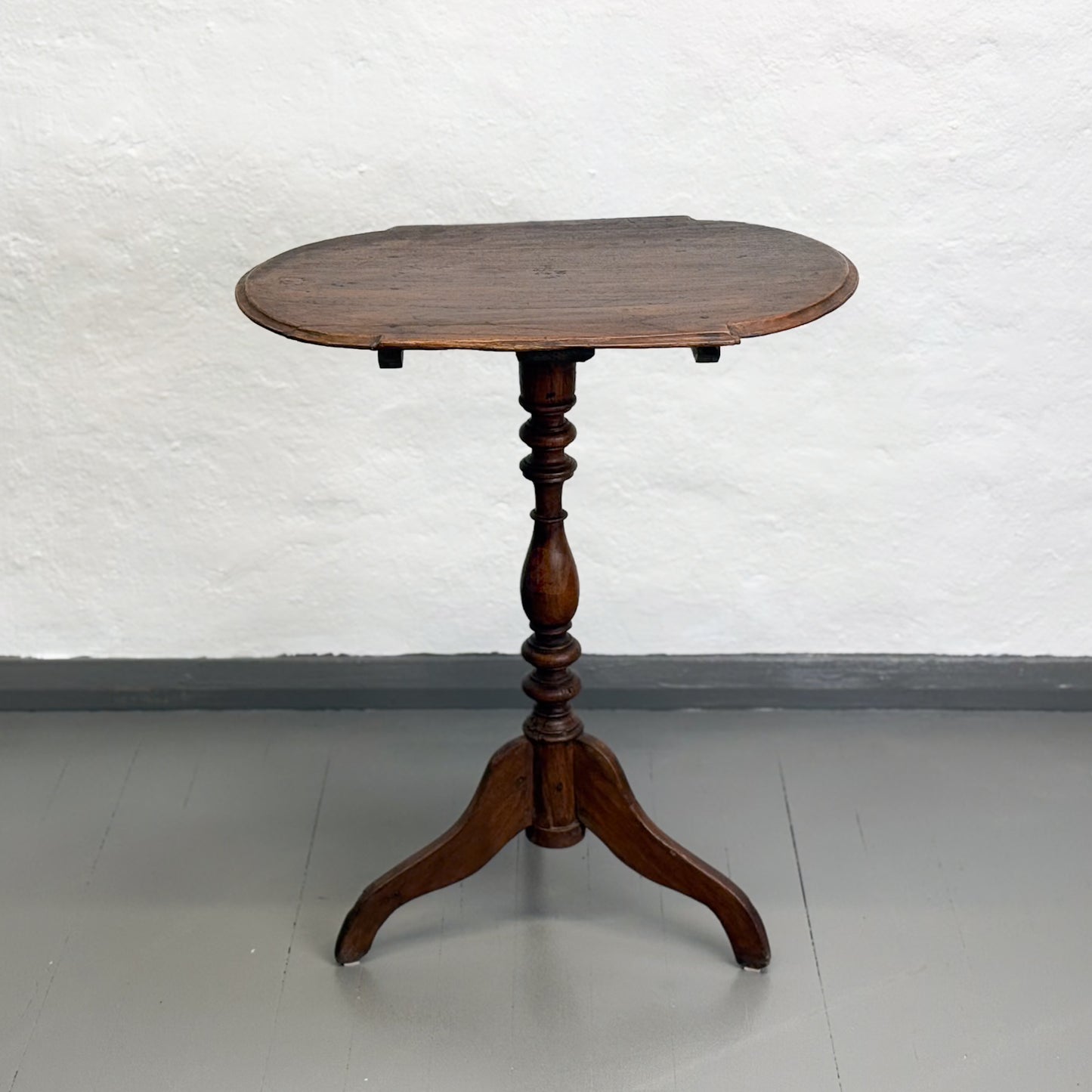 Oval Pedestal Table II