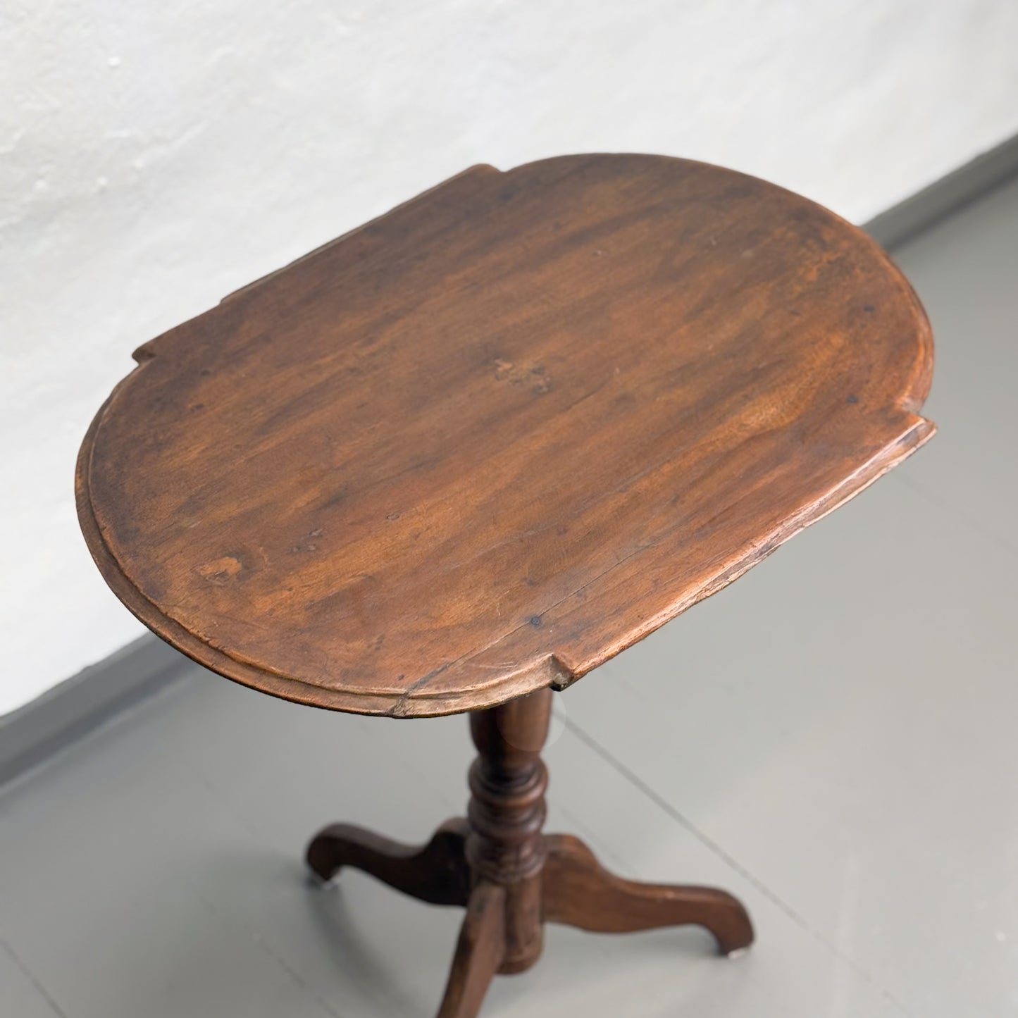 Oval Pedestal Table II