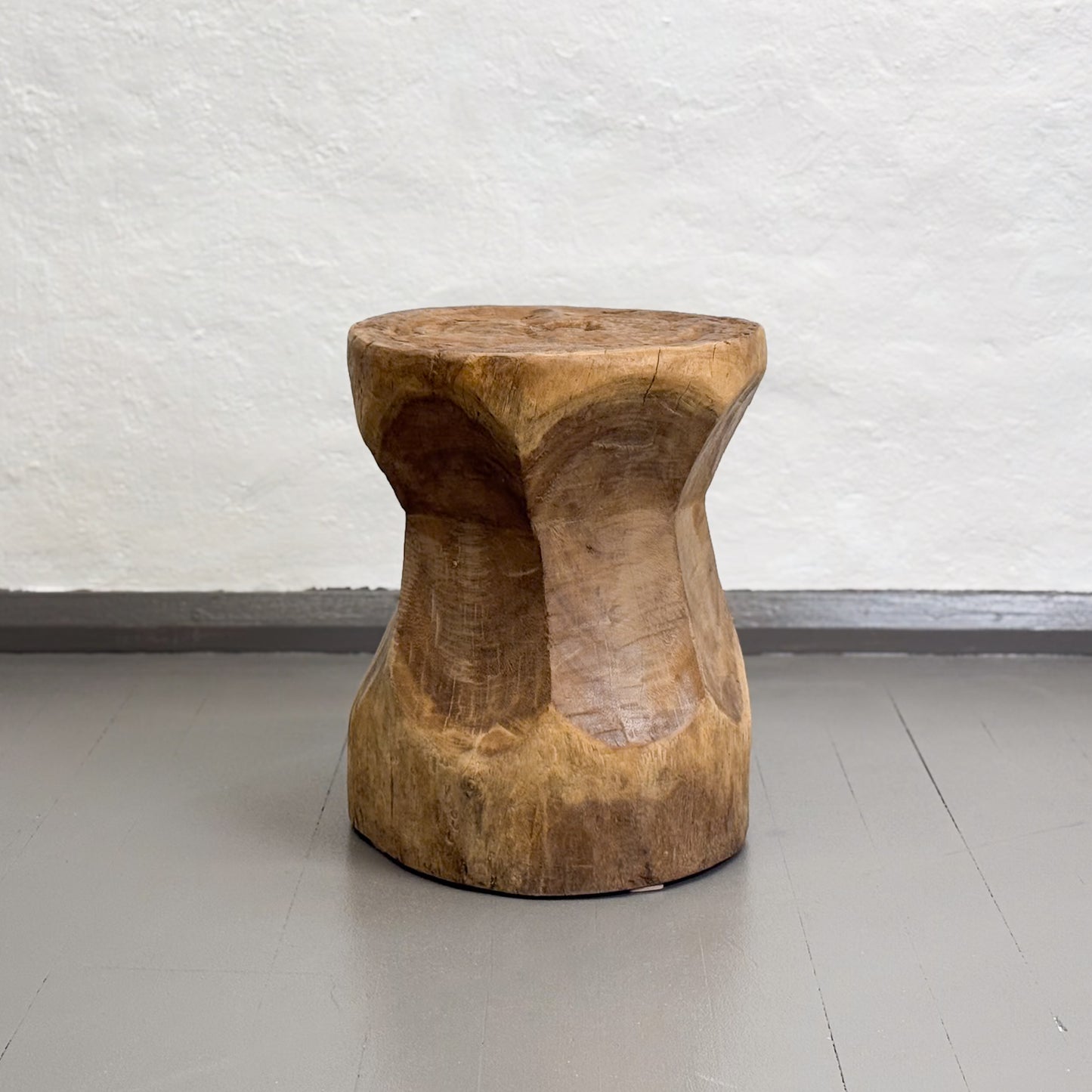 Rustic Lesung Stool