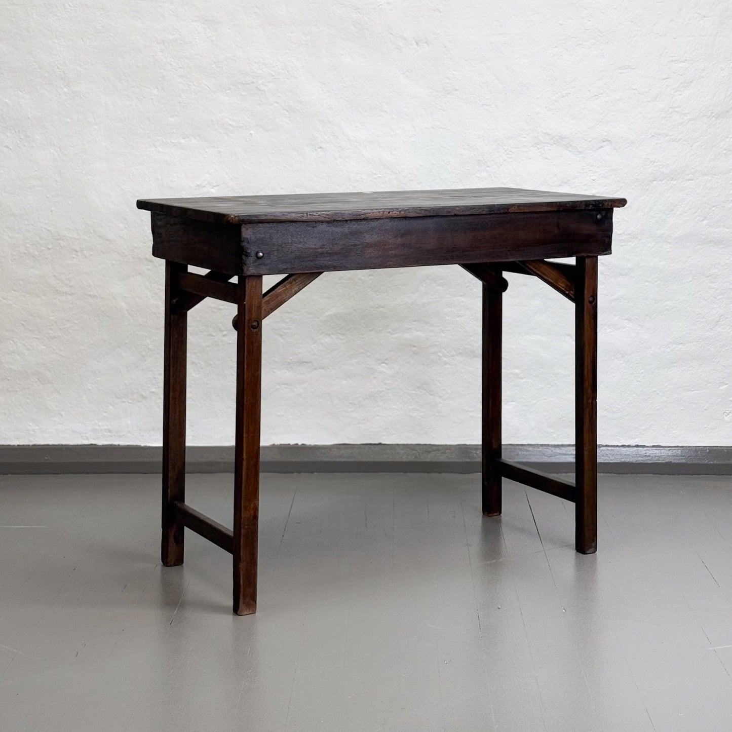 Folding Table I