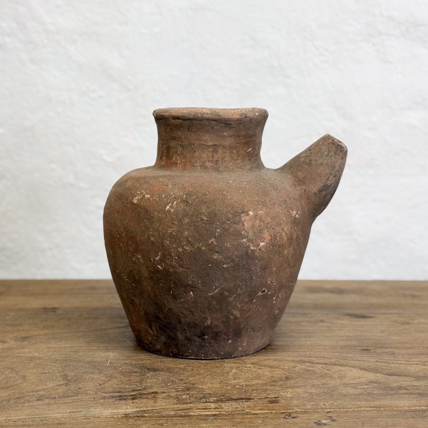 Borneo Spout Pot