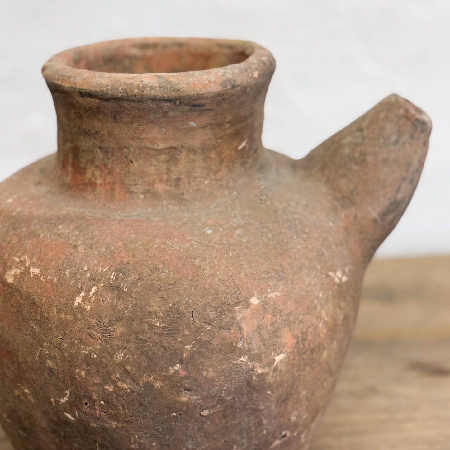 Borneo Spout Pot