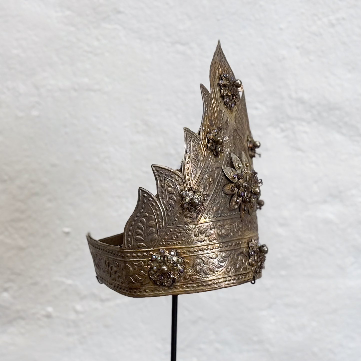 Sulawesi Groom Crown