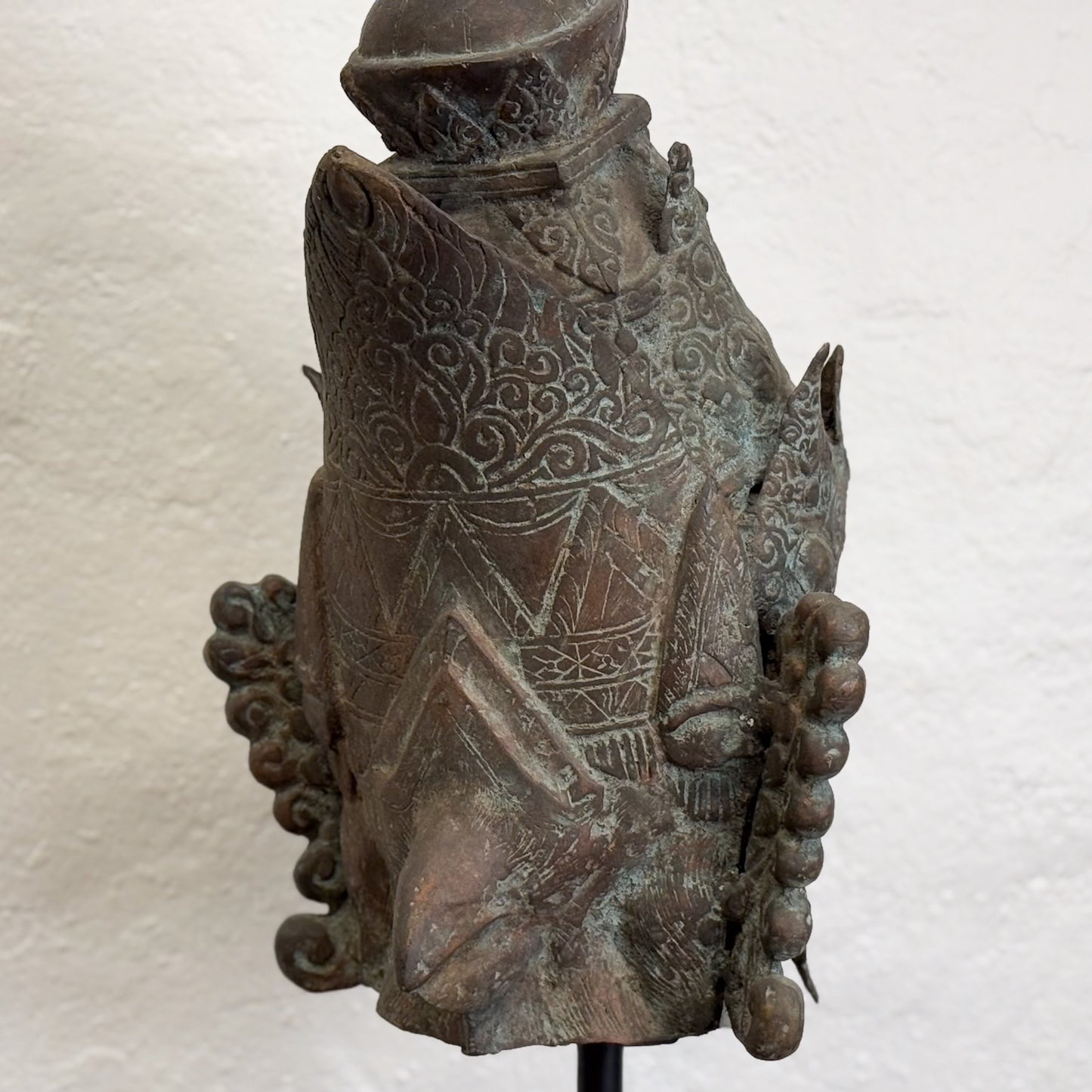 Bronze Wisnu Head