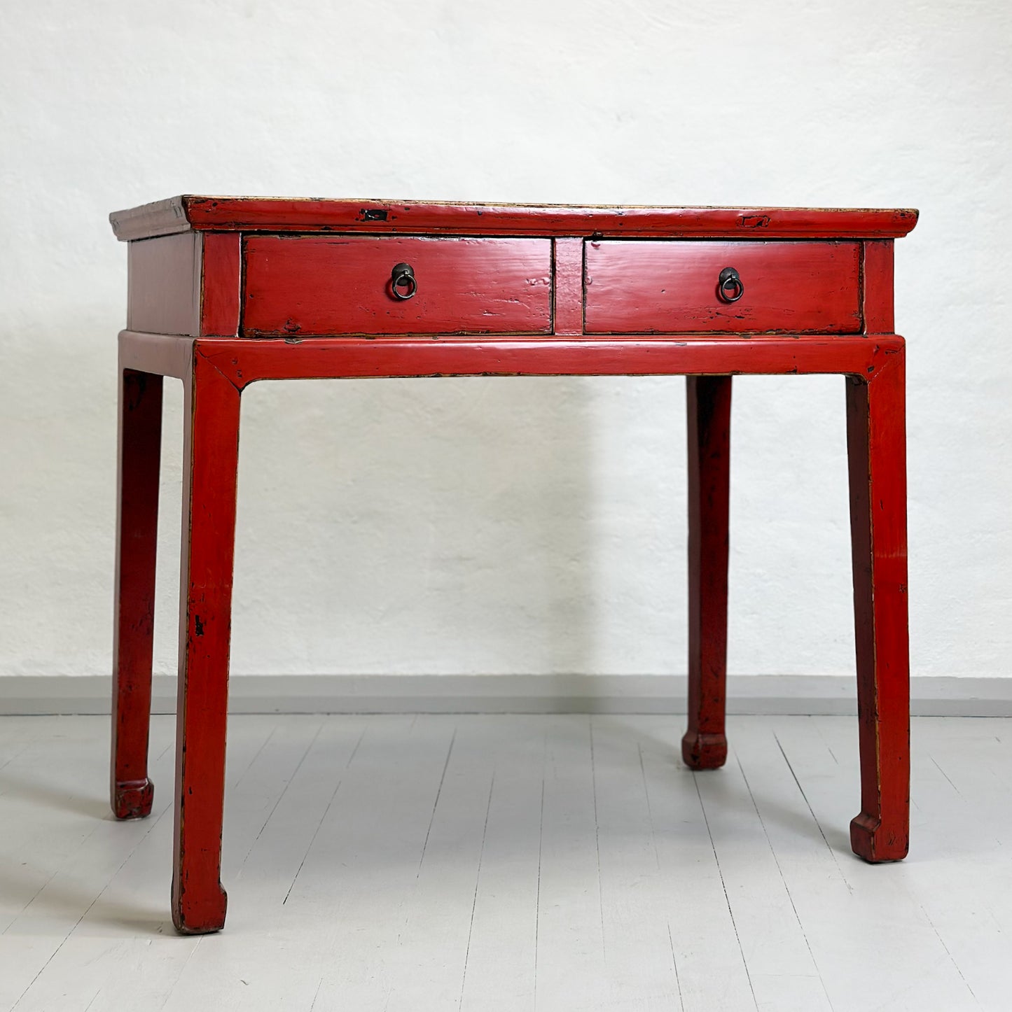 2 Drawer Lacquered Table