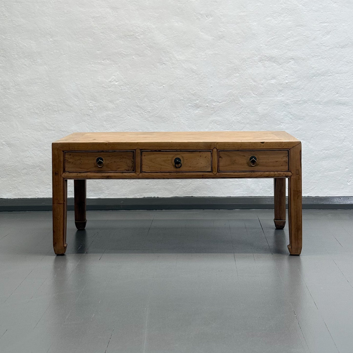 C17805-Natural-Vintage-Chinese-Elm-3-Drawer-Coffee-Table.2