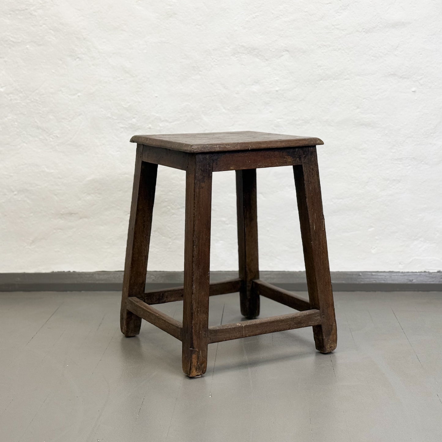 Simple Rustic Stool