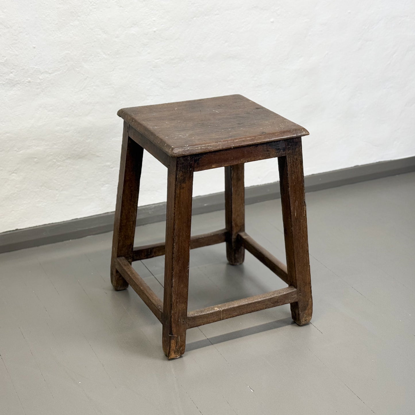 Simple Rustic Stool