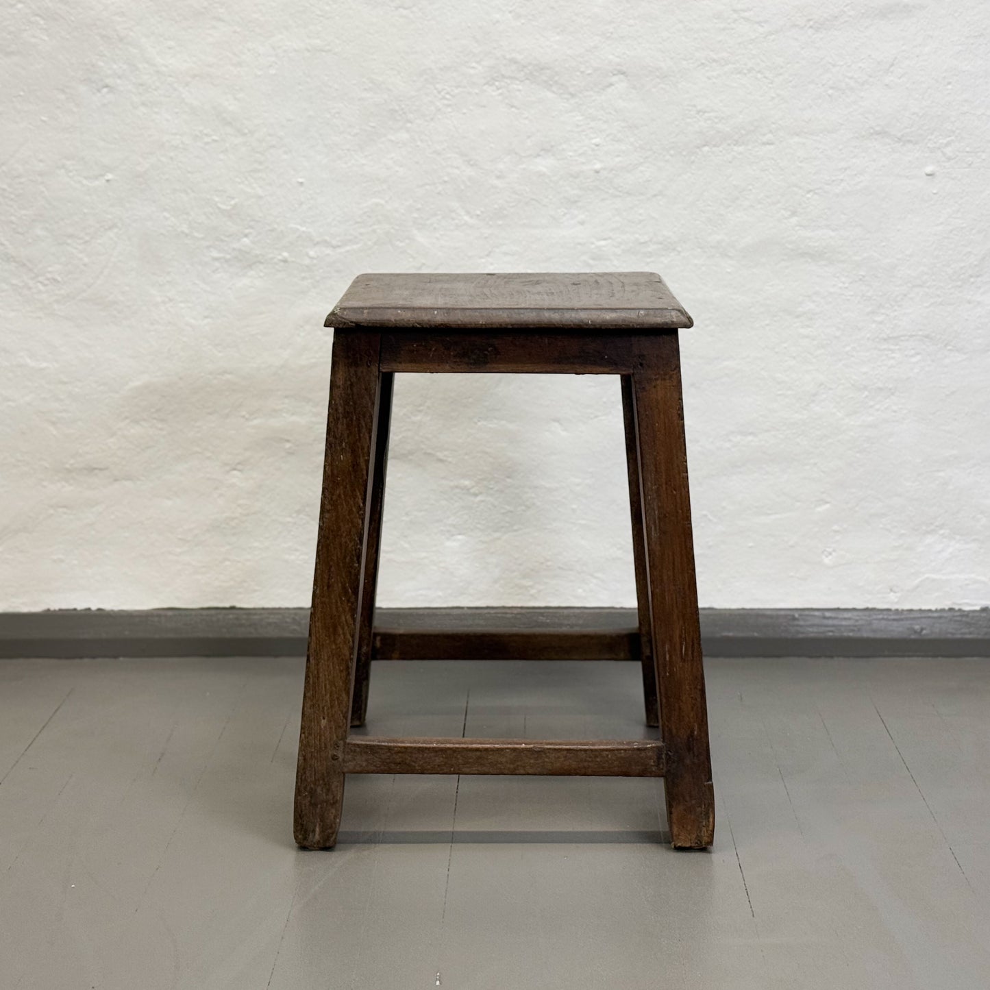 Simple Rustic Stool