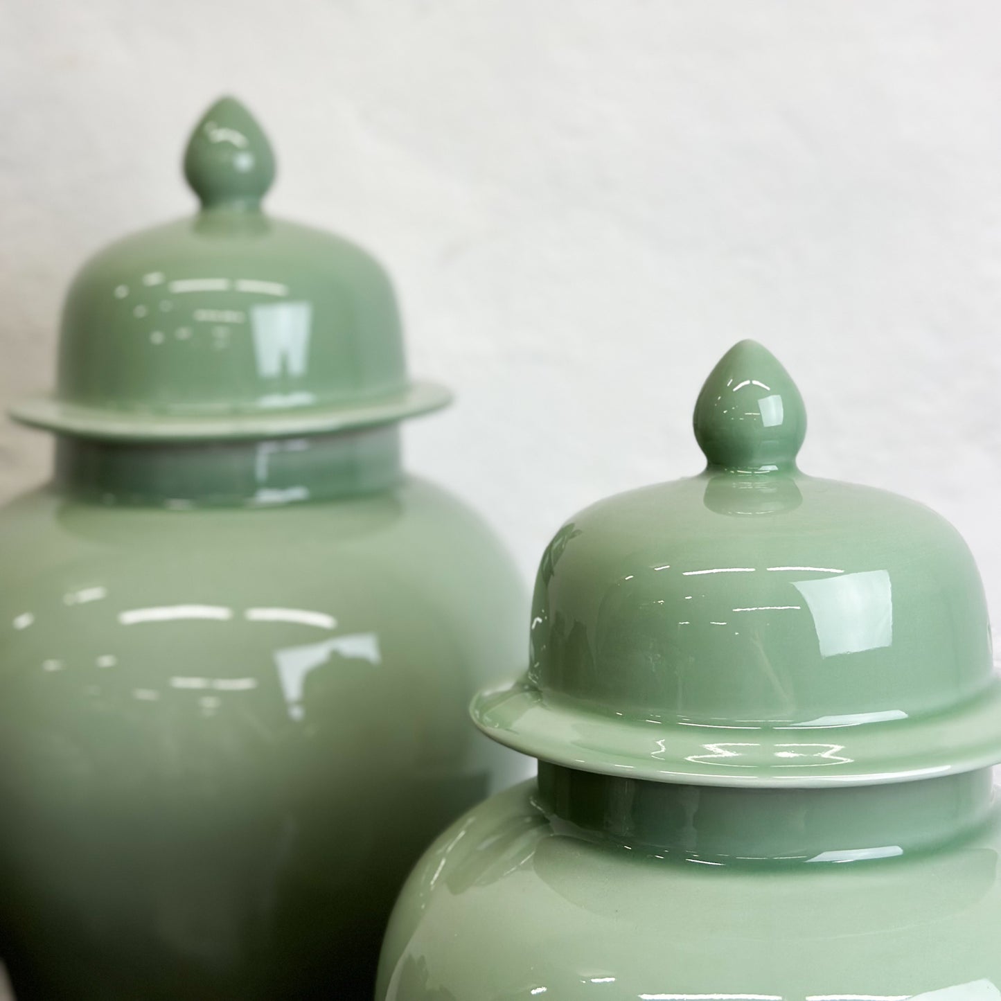 -Chinese-Porcelain-Temple-Jar-Mint-Green