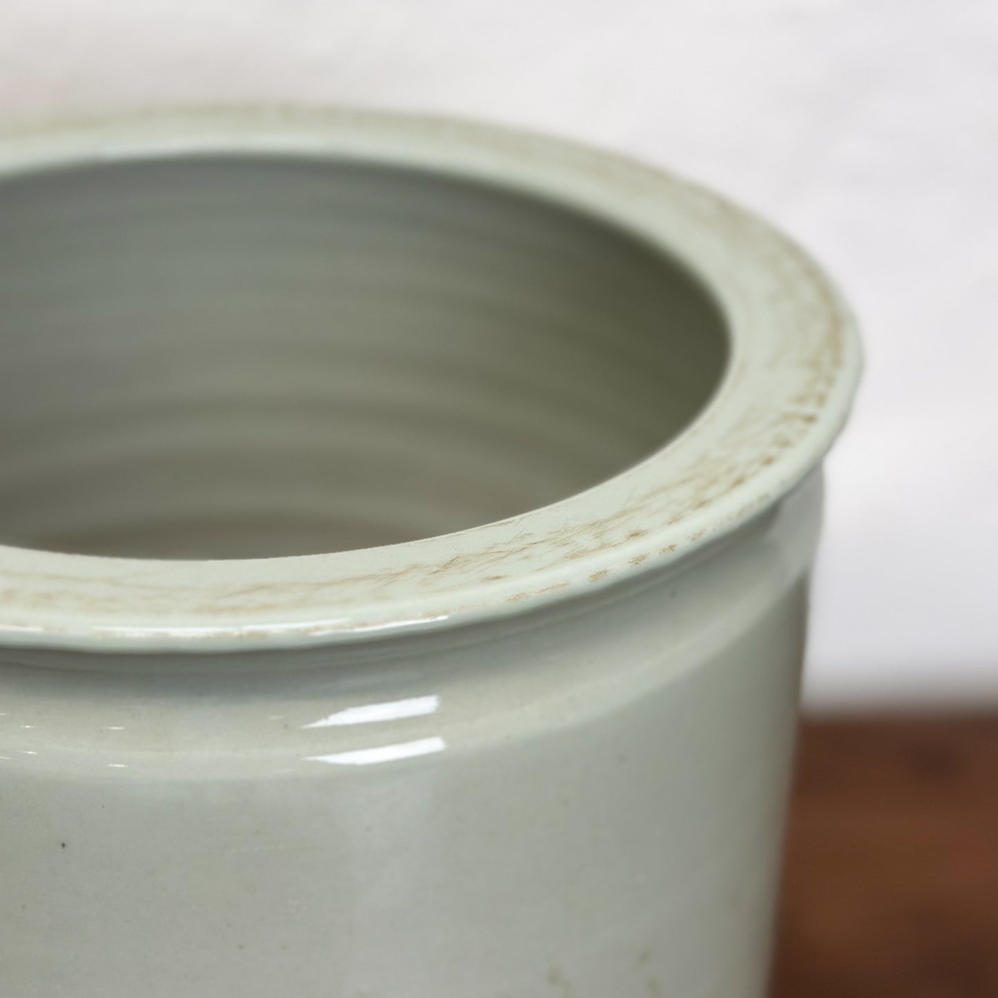 Lipped Celadon Porcelain Planter