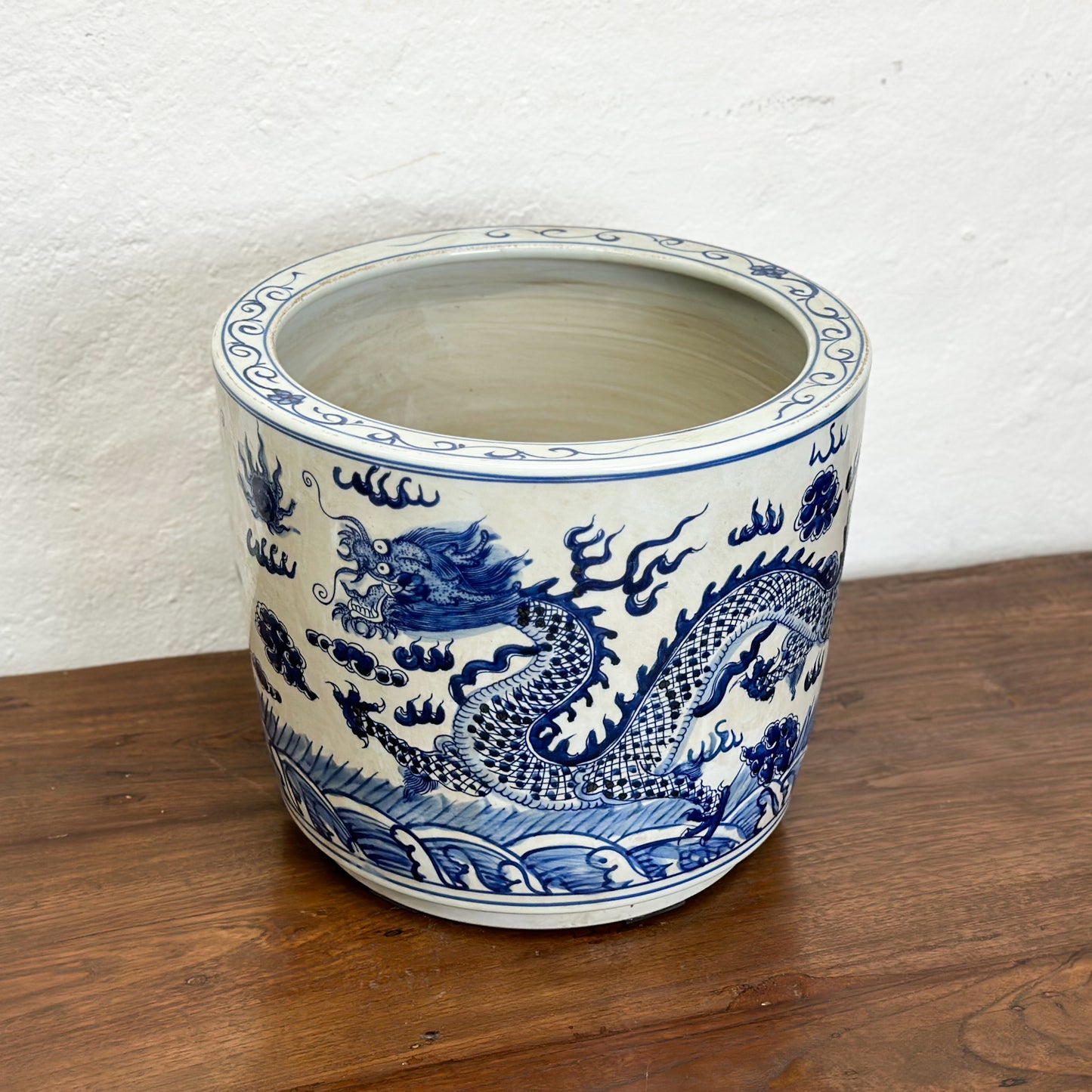 Dragon Round Porcelain Planter